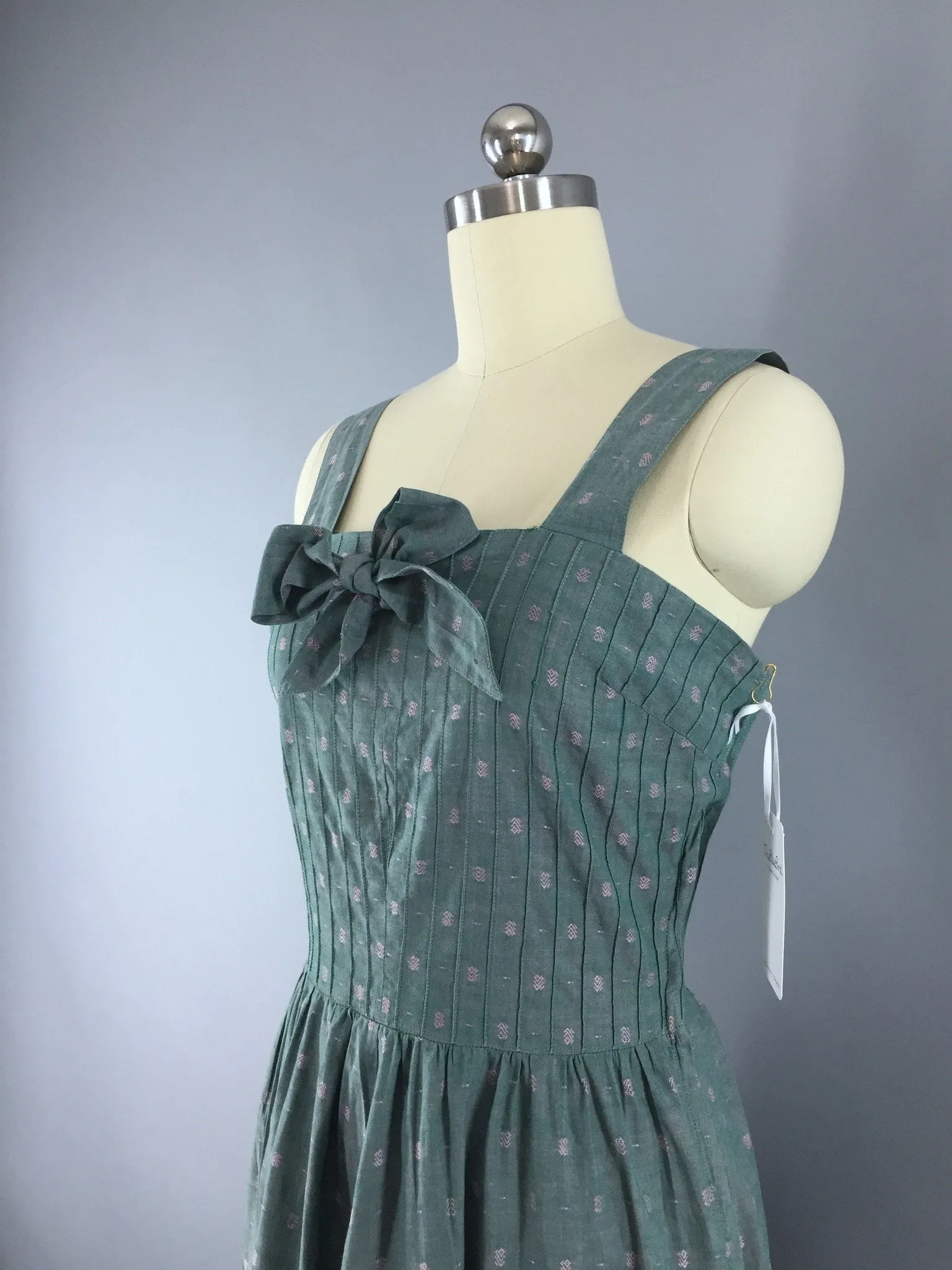Vintage 1940s Sundress / Green & Pink Cotton