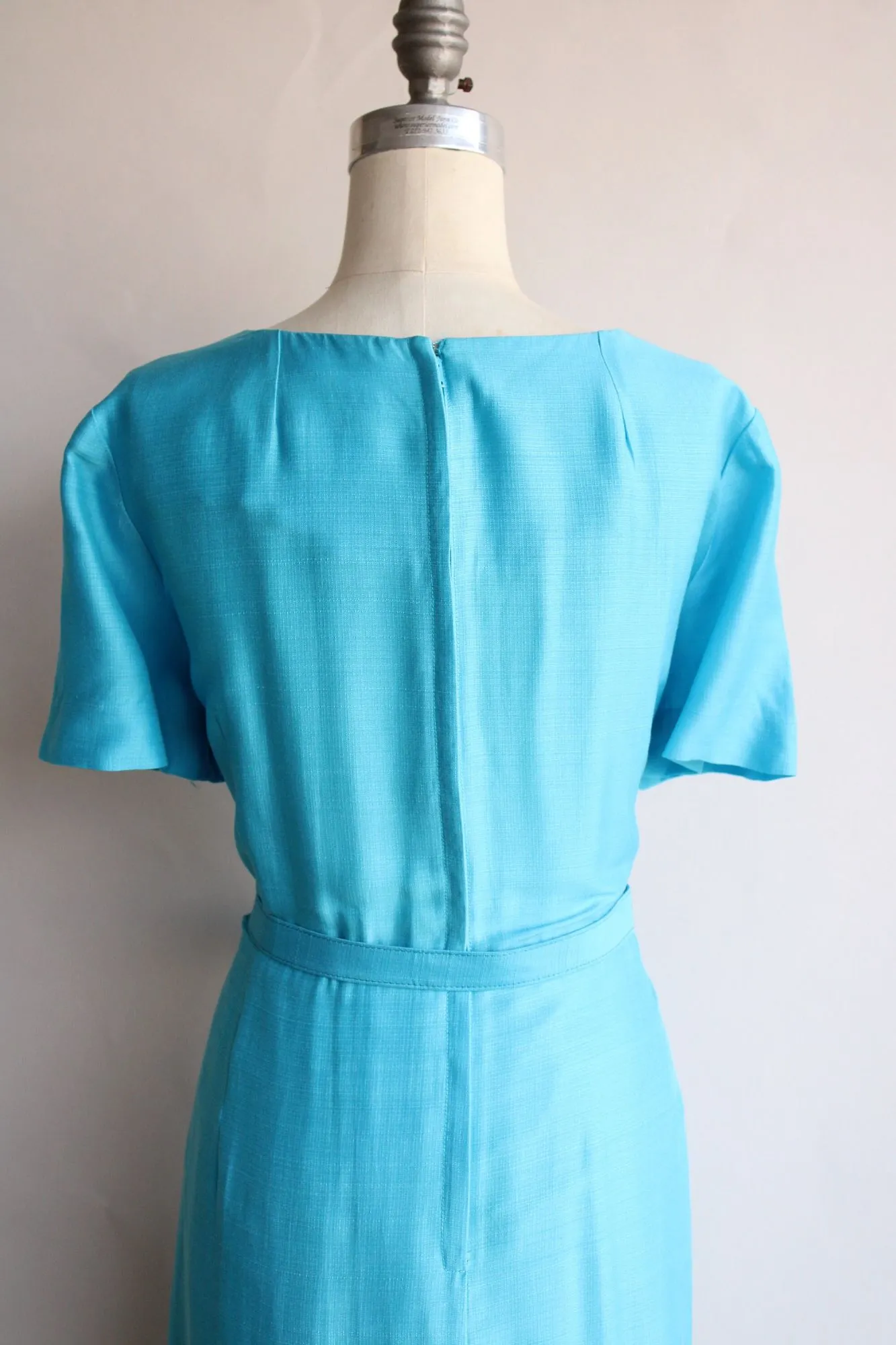 Vintage 1950s 1960s Volup Size Sky Blue Dress with Belt