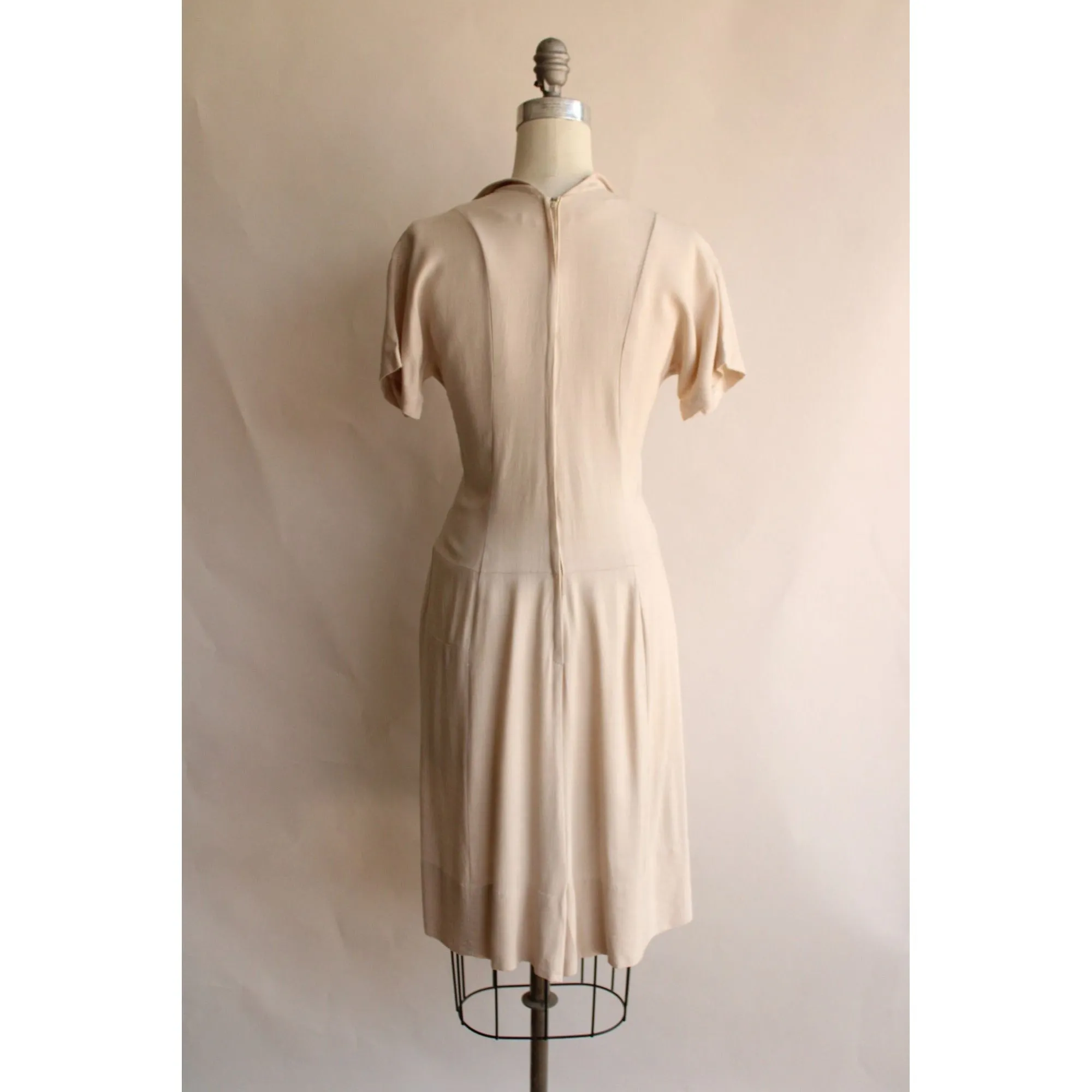 Vintage 1960s Pale Taupe Woven Cotton Dress