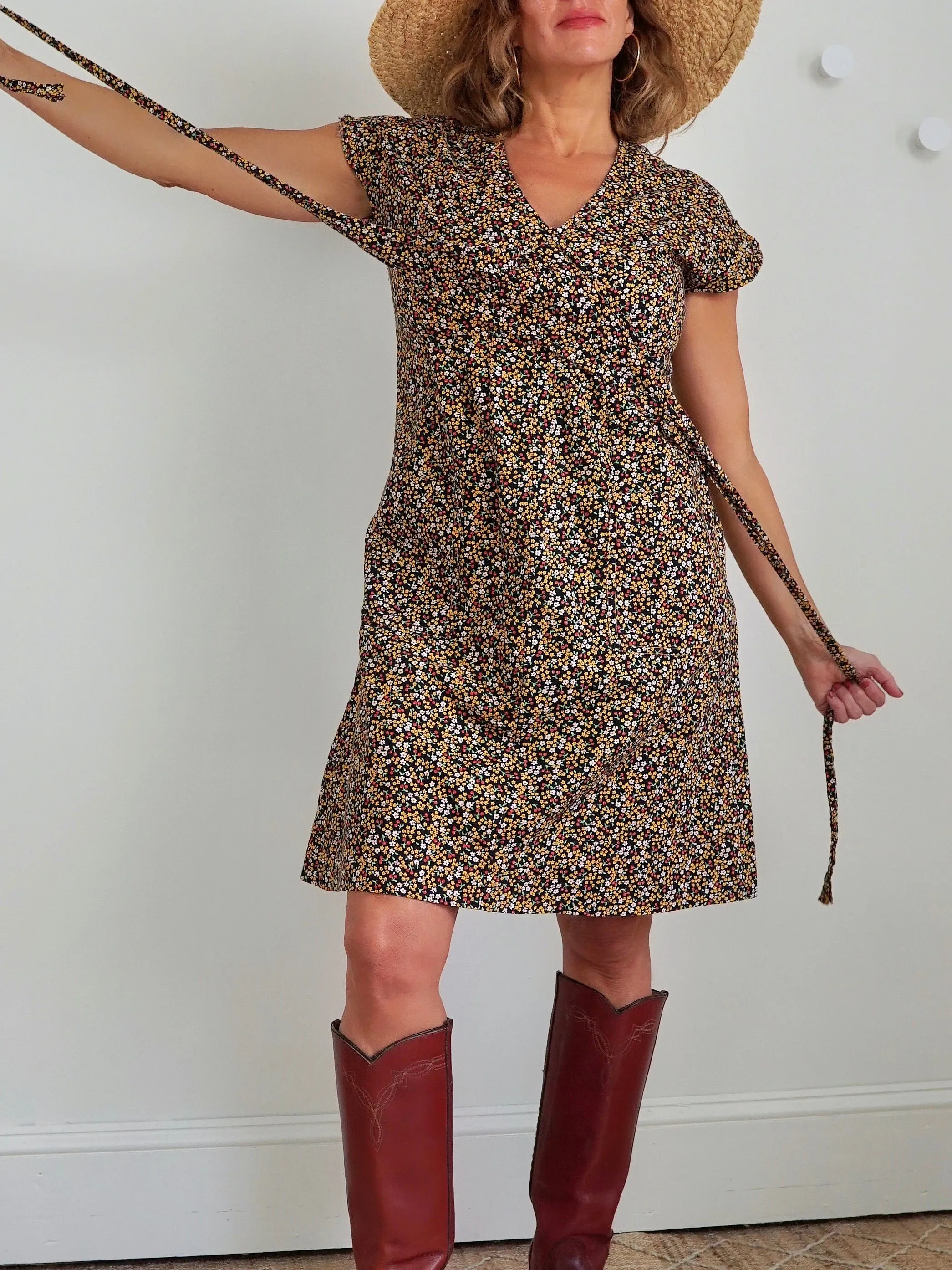 Vintage 70's Cherry Floral Print Dress