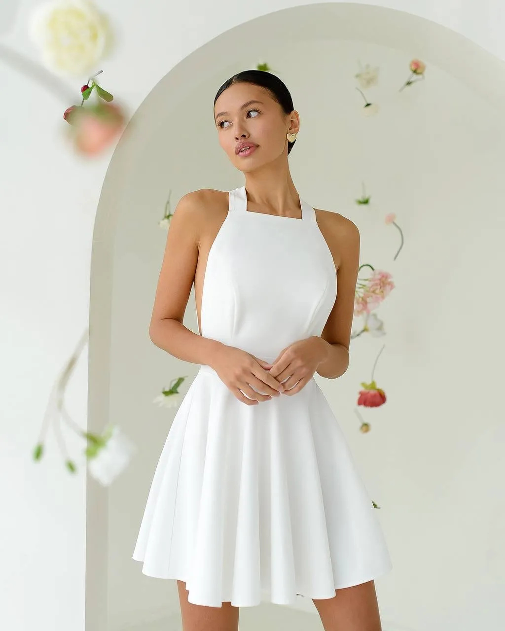 White mini dress "Bow tie back"